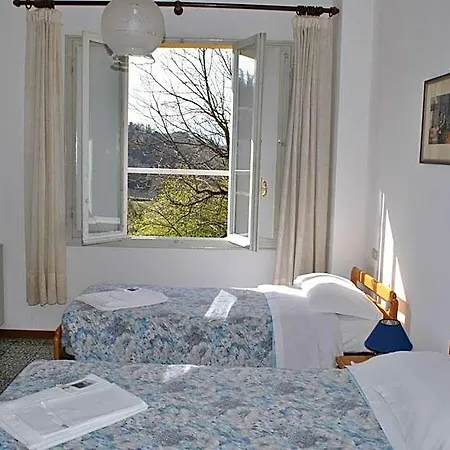 Hotel La Lanterna Di 2*