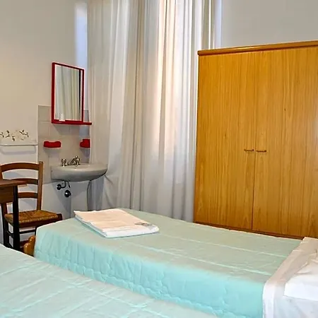 La Lanterna Di Hotel 2*