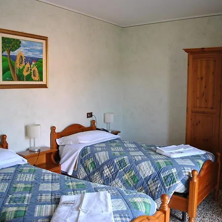 Hotel La Lanterna Di 2*